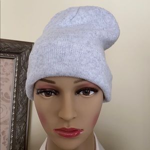 Wild fable EUC winter hat in light gray one size